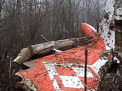 Тела погибших в катастроф польского самолета доставят в Москву в субботу 