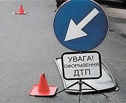 За последние сутки в Запорожье произошло 10 ДТП, пострадали 9 человек  
