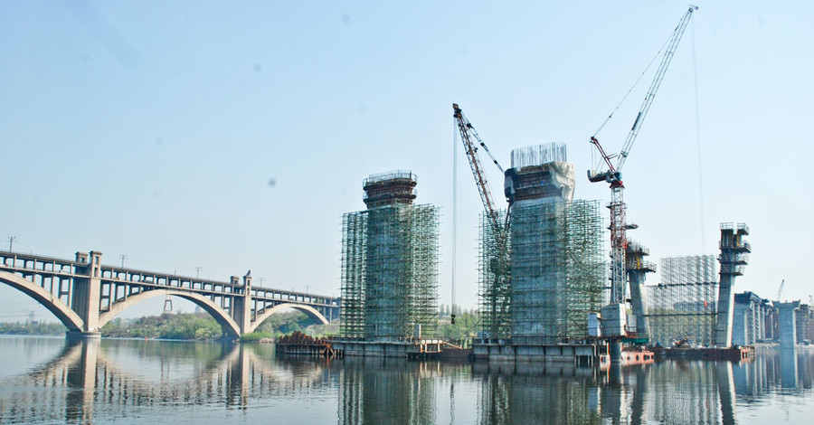 Город не получит новые мосты к Евро-2012