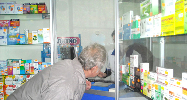 В Запорожье могут закрыть оставшиеся аптечные киоски