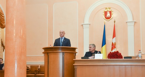 Одесские депутаты на первой сессии забыли принять присягу