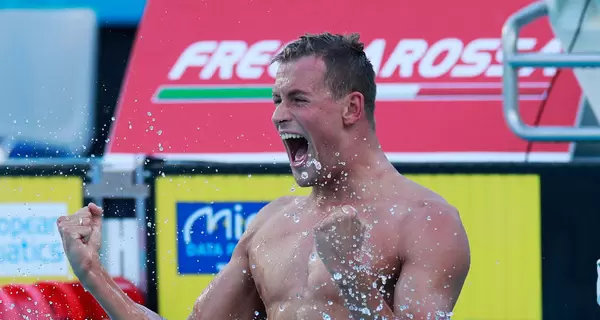 Романчук завоевал для Украины первую медаль на чемпионате Европы по плаванию